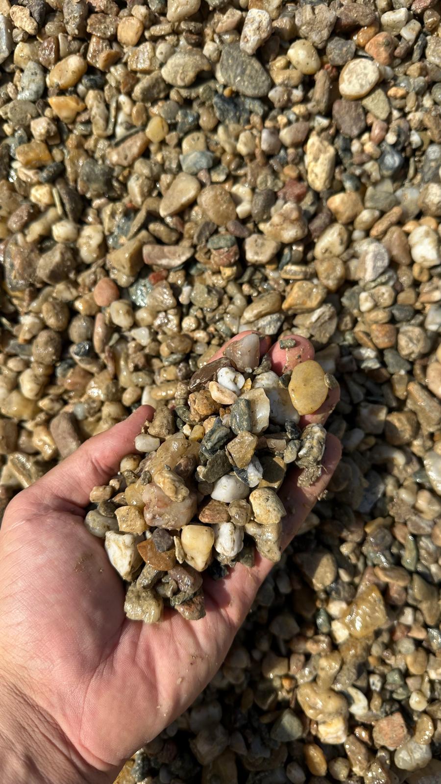 Kačírek 8 - 16 - barevný